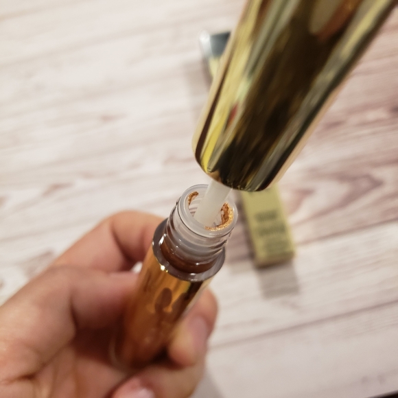 Kylie Cosmetics Birthday Edition Lip Kit in Lord - Picture 2 of 4